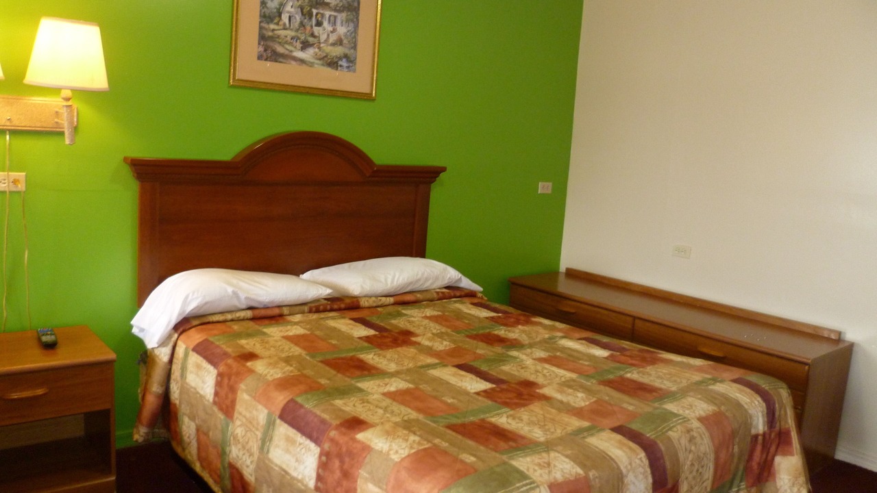 Photo of Bedroom in Claude
