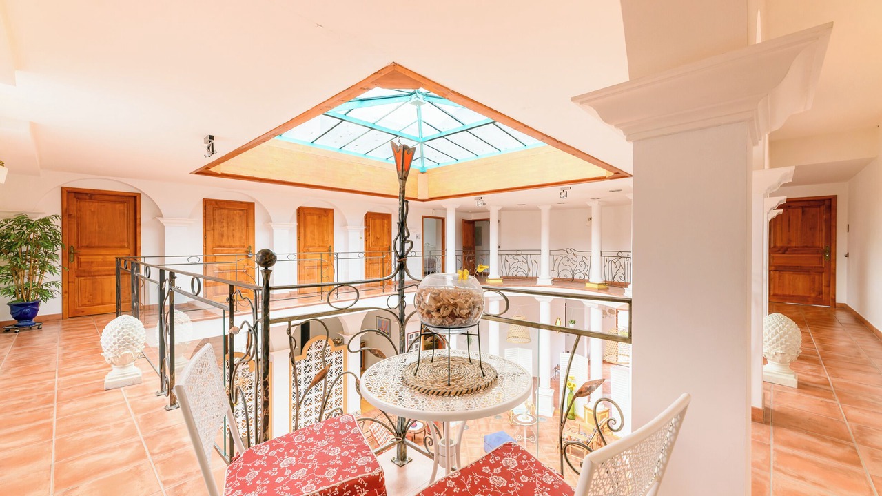 Photo of Patio Balcony in Saint-Cyr-sur-Loire