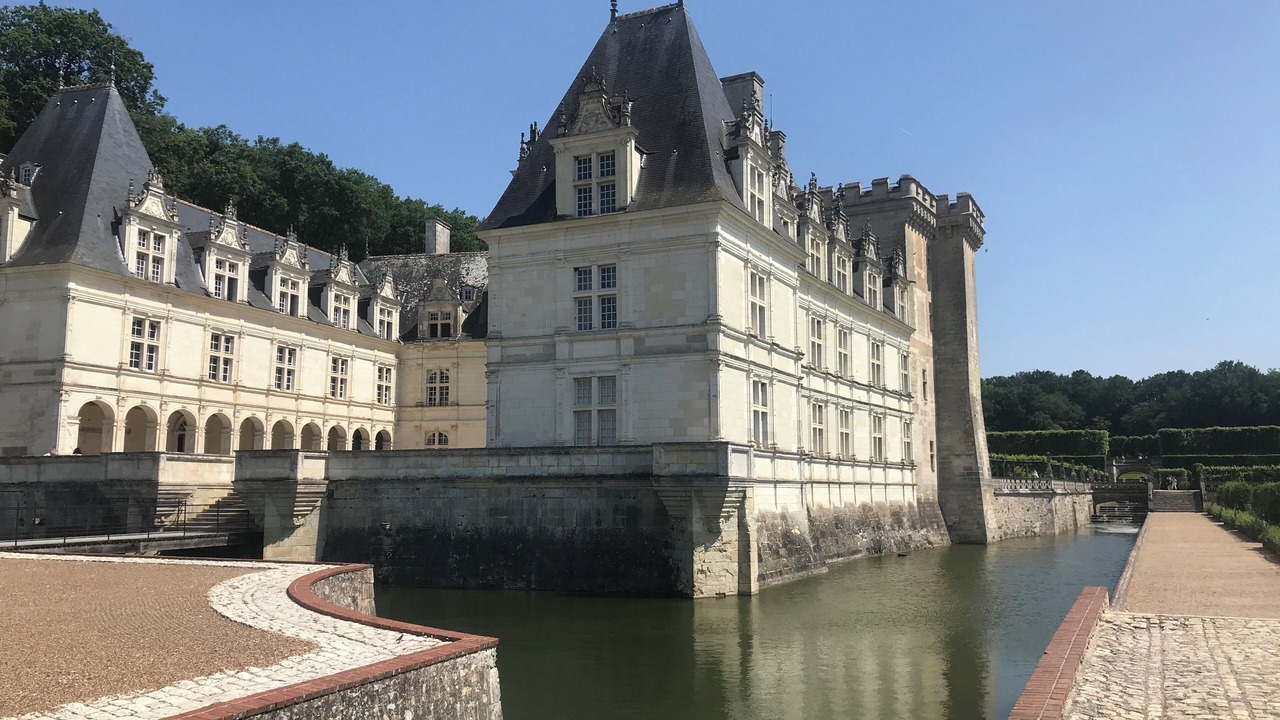 Photo of Others in Saint-Cyr-sur-Loire