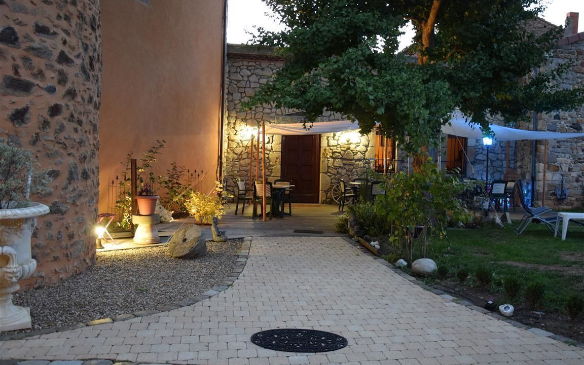 Photo of Outdoor in Saint-Remy-de-Chargnat