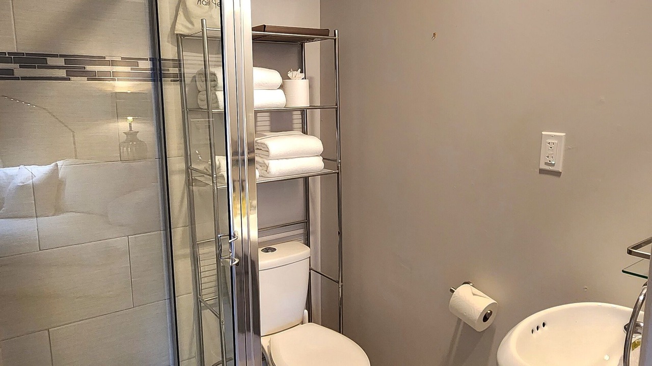 Photo of Bathroom in Skyforest