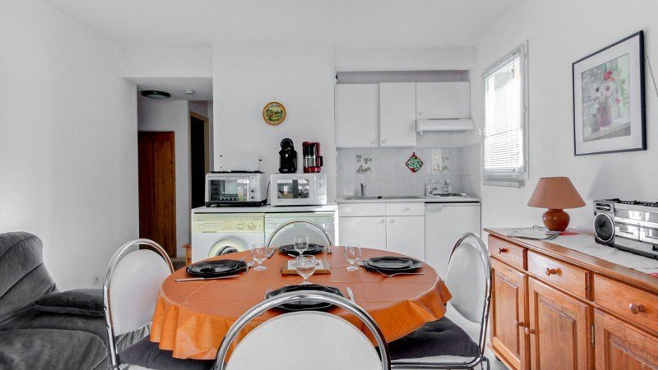 Photo of Livingroom in Esquieze-Sere