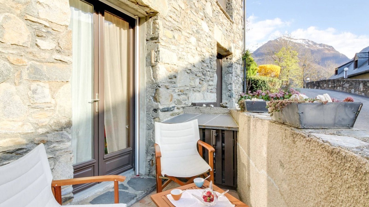 Photo of Patio Balcony in Esquieze-Sere