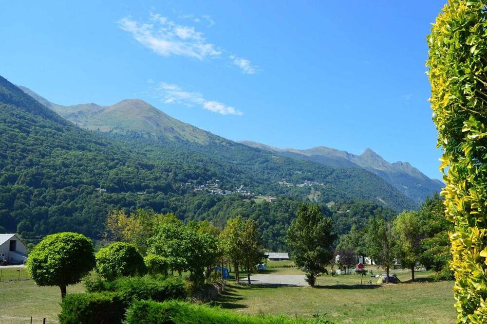 Photo of Outdoor in Esquieze-Sere