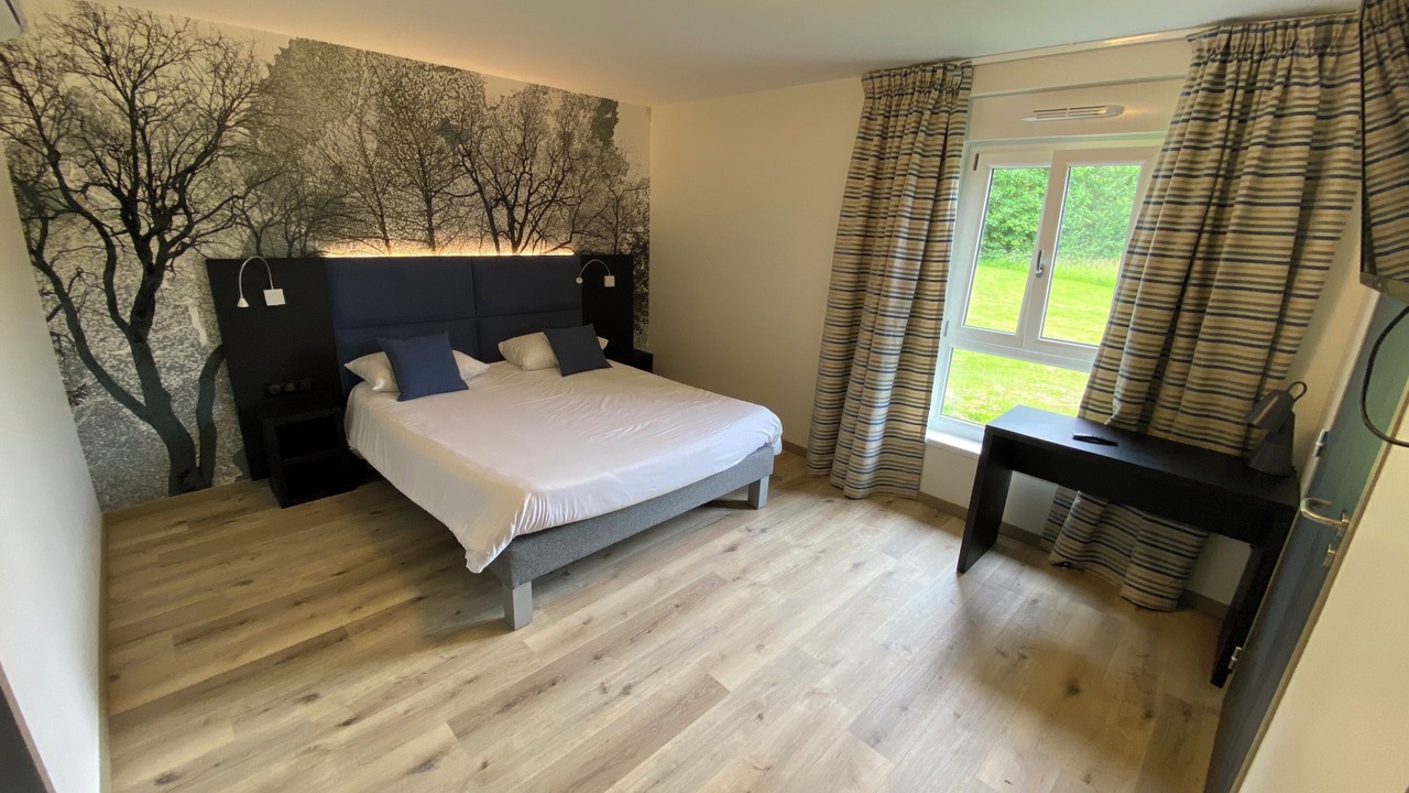 Photo of Bedroom in Villegusien-le-Lac