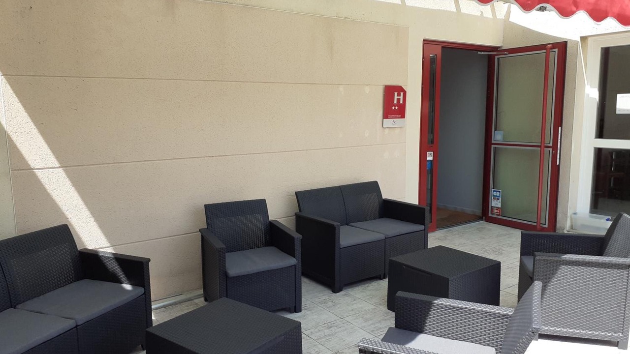 Photo of Patio Balcony in Barbezieux-Saint-Hilaire