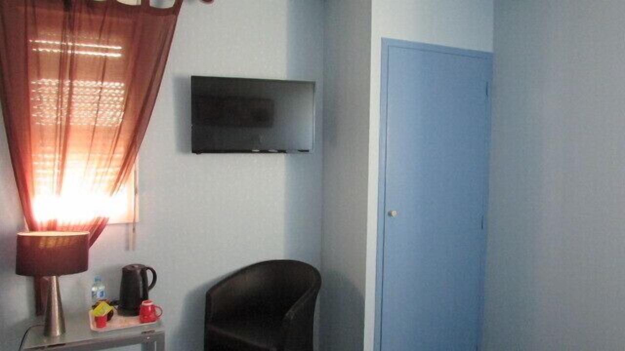 Photo of Bedroom in Barbezieux-Saint-Hilaire