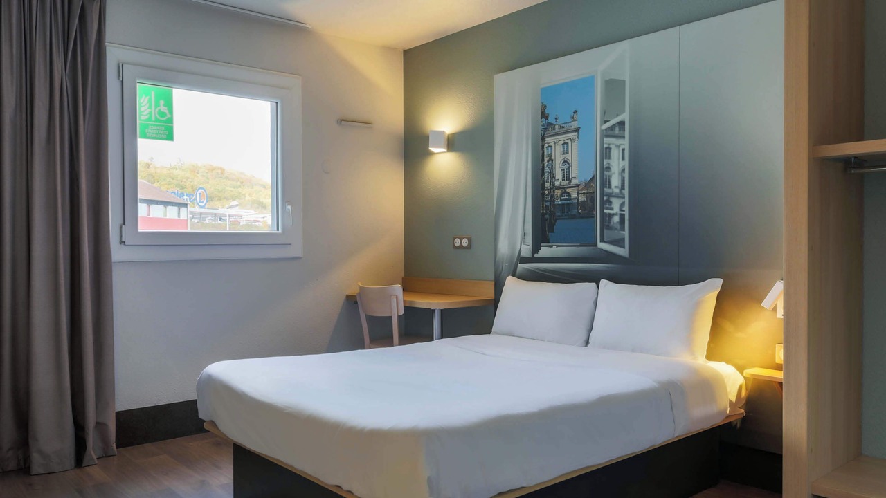 Photo of Bedroom in Frouard