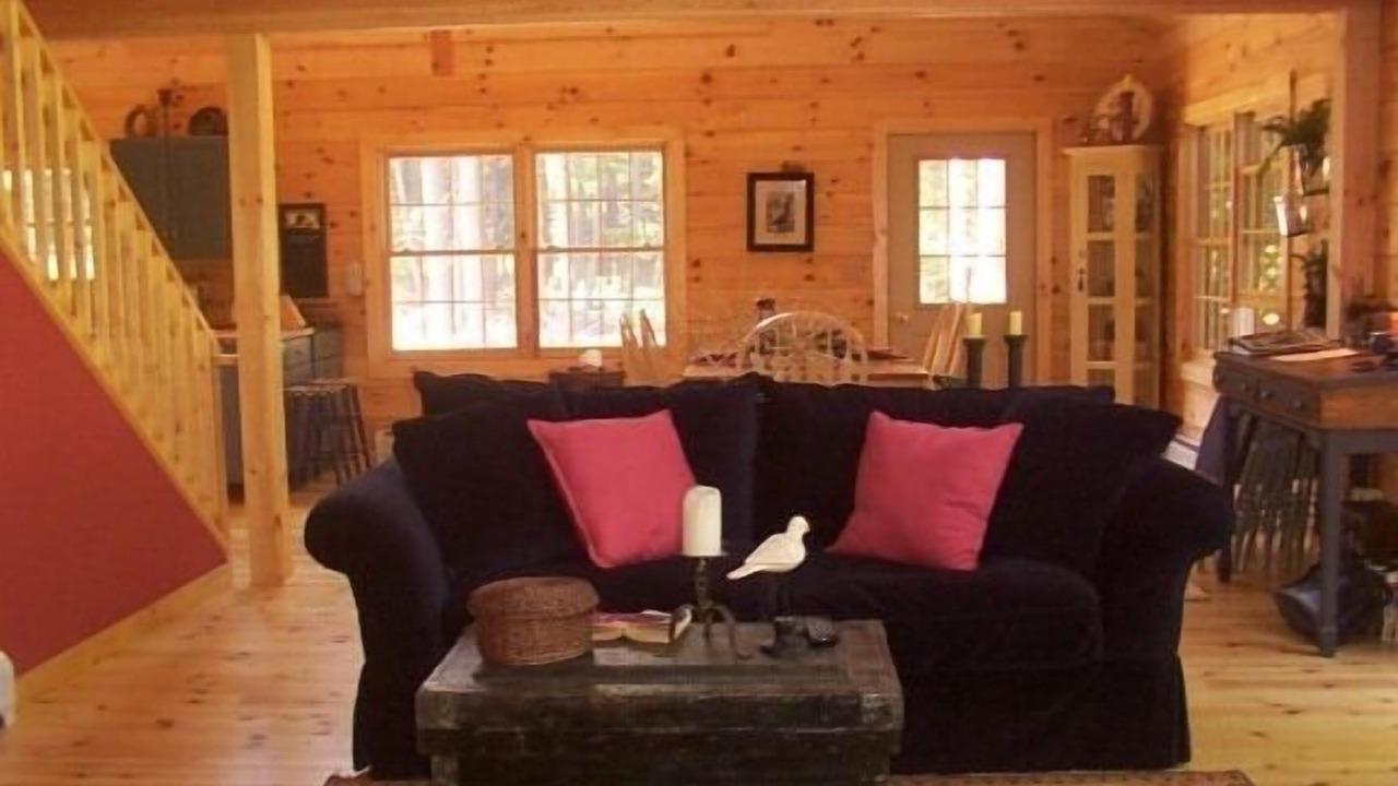 Photo of Livingroom in Hillsdale