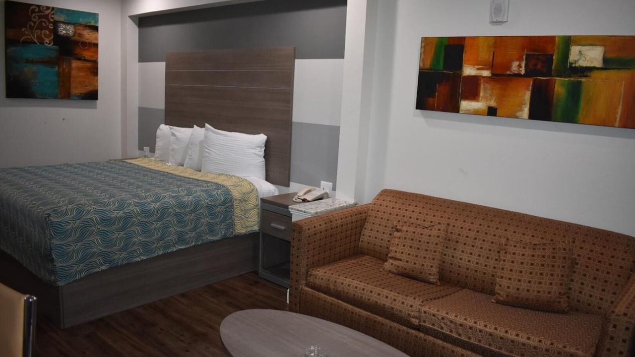 Photo of Livingroom in Humble