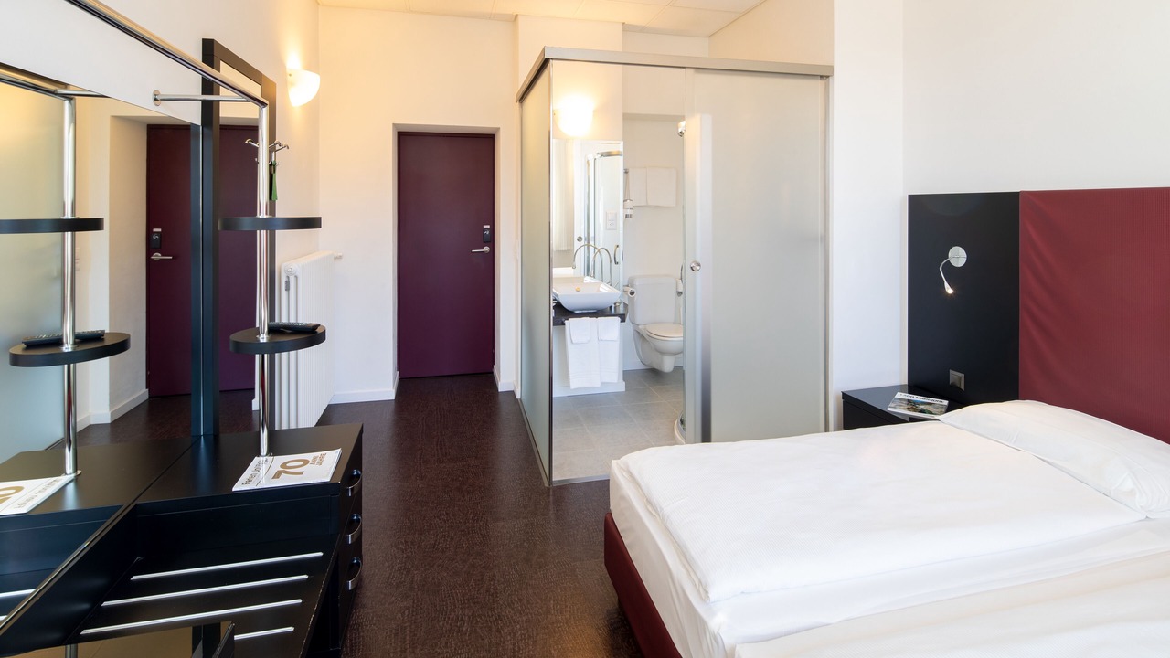 Photo of Bedroom in Muralto