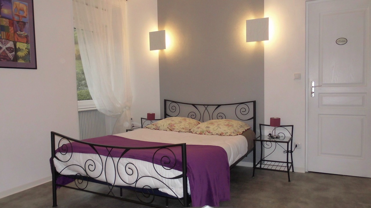 Photo of Bedroom in Saint-Affrique