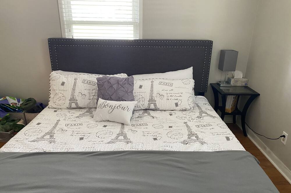 Photo of Bedroom in Reidsville
