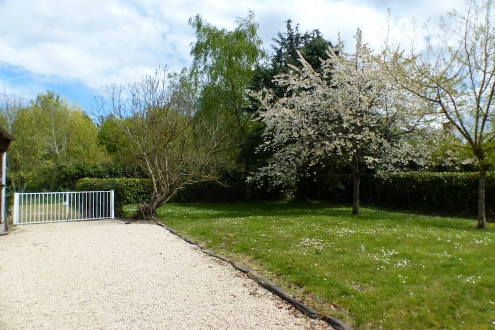 Photo of Outdoor in La Chapelle-sur-Loire