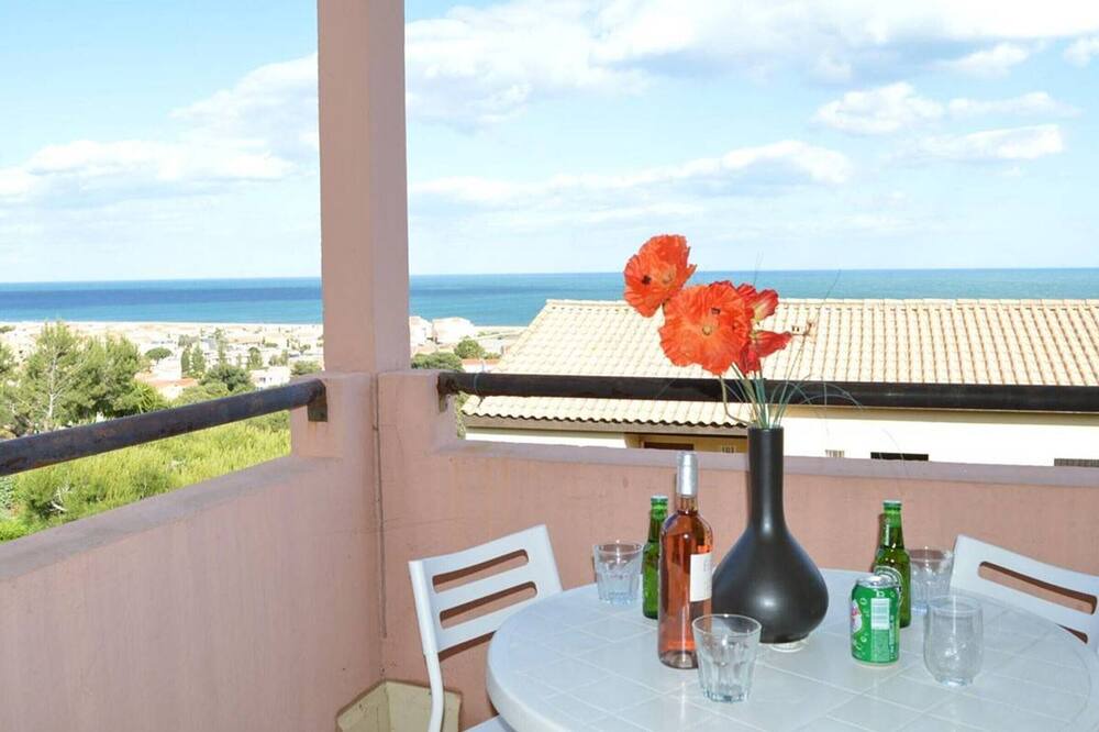 Photo of Outdoor in Saint-Pierre-la-Mer