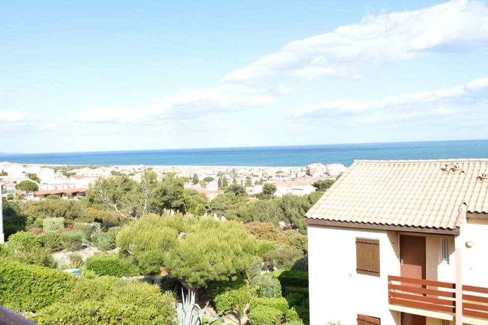 Photo of Outdoor in Saint-Pierre-la-Mer