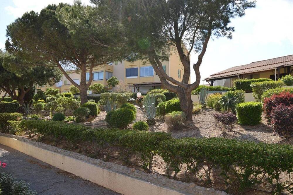 Photo of Outdoor in Saint-Pierre-la-Mer