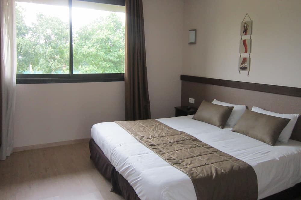 Photo of Bedroom in La Chevroliere