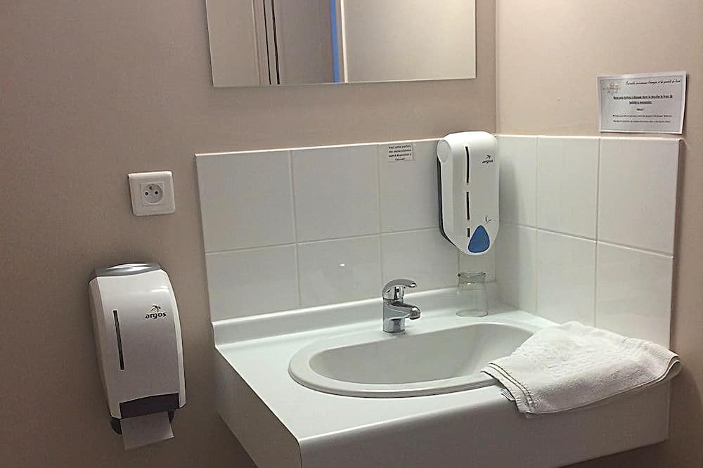 Photo of Bathroom in La Chevroliere
