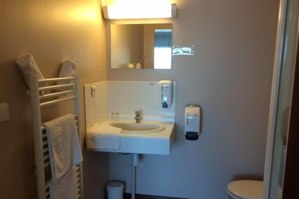 Photo of Bathroom in La Chevroliere