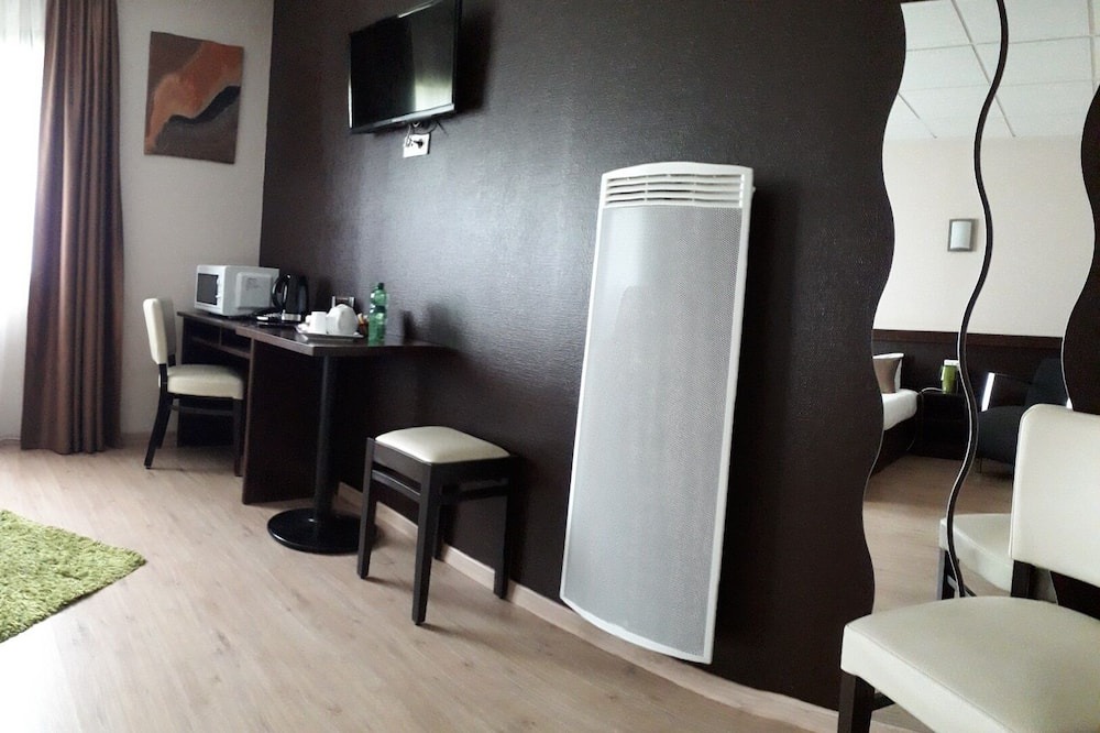 Photo of Bedroom in La Chevroliere