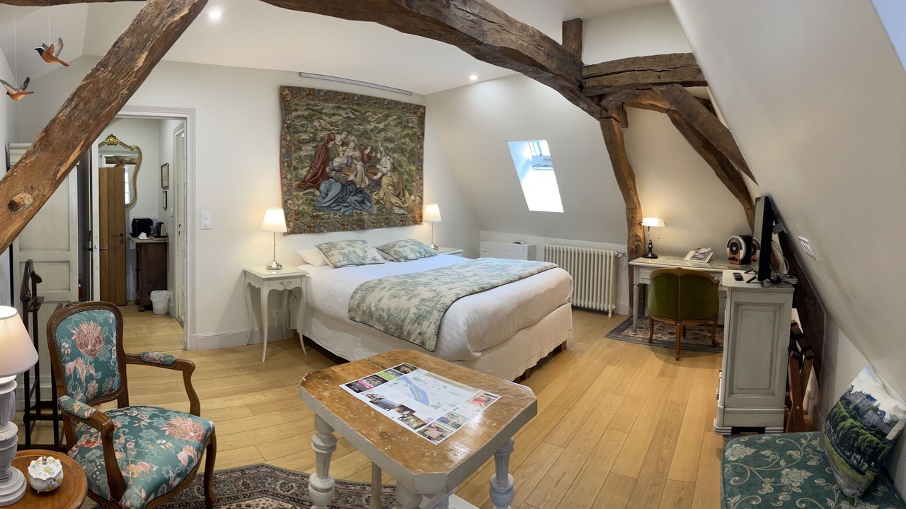 Photo of Bedroom in Chinon