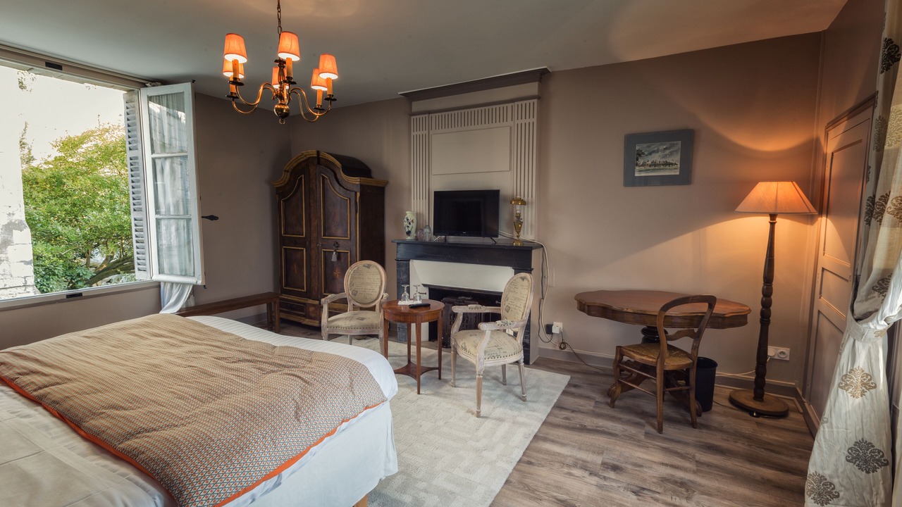 Photo of Bedroom in Chinon