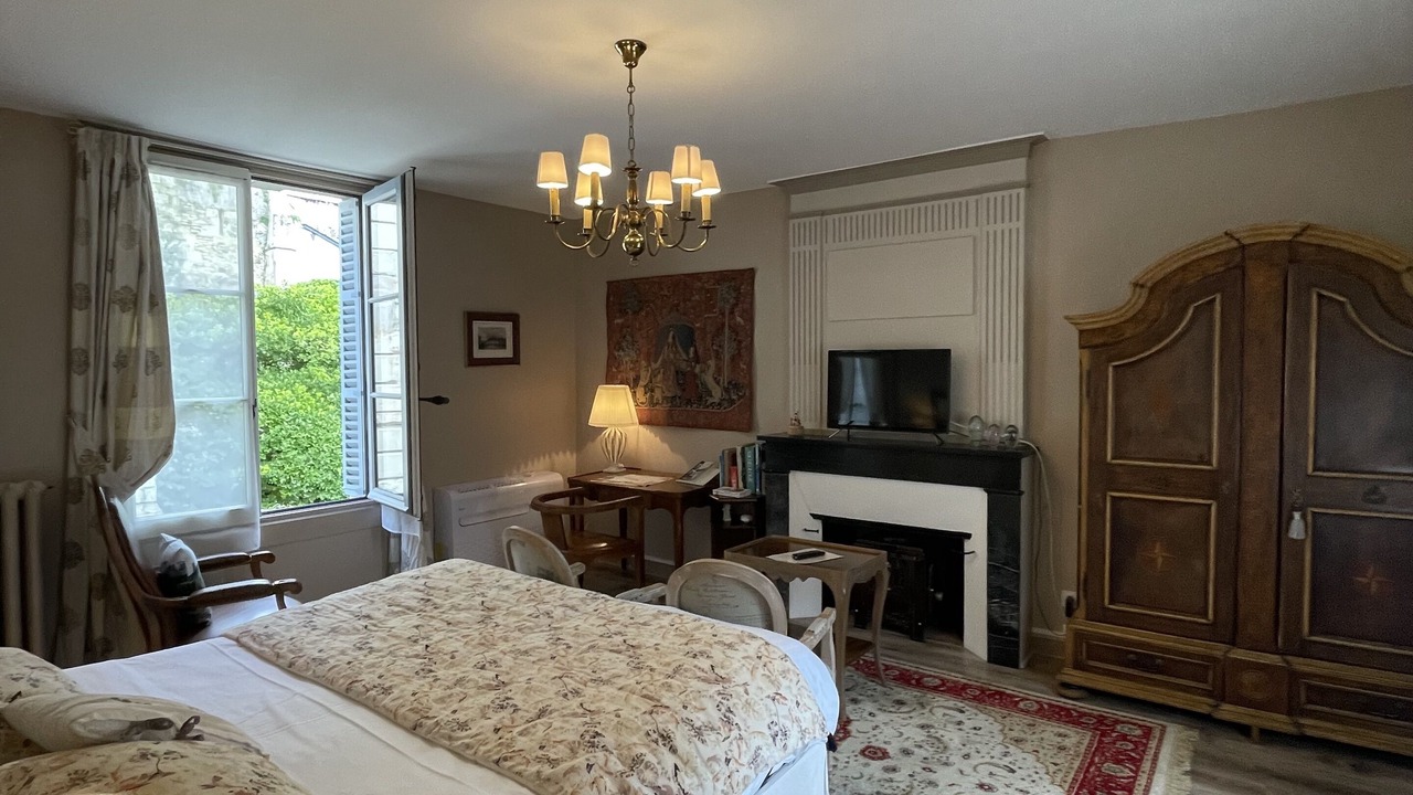 Photo of Bedroom in Chinon