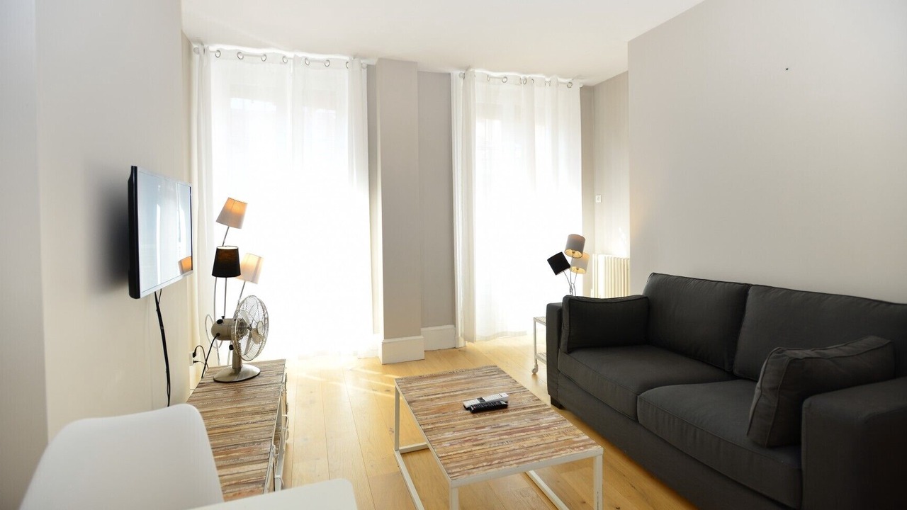 Photo of Livingroom in Moliere - Edgard Quinet