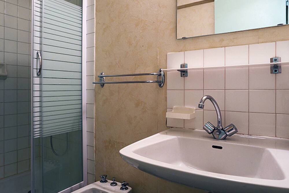 Photo of Bathroom in Gouaux-de-Larboust