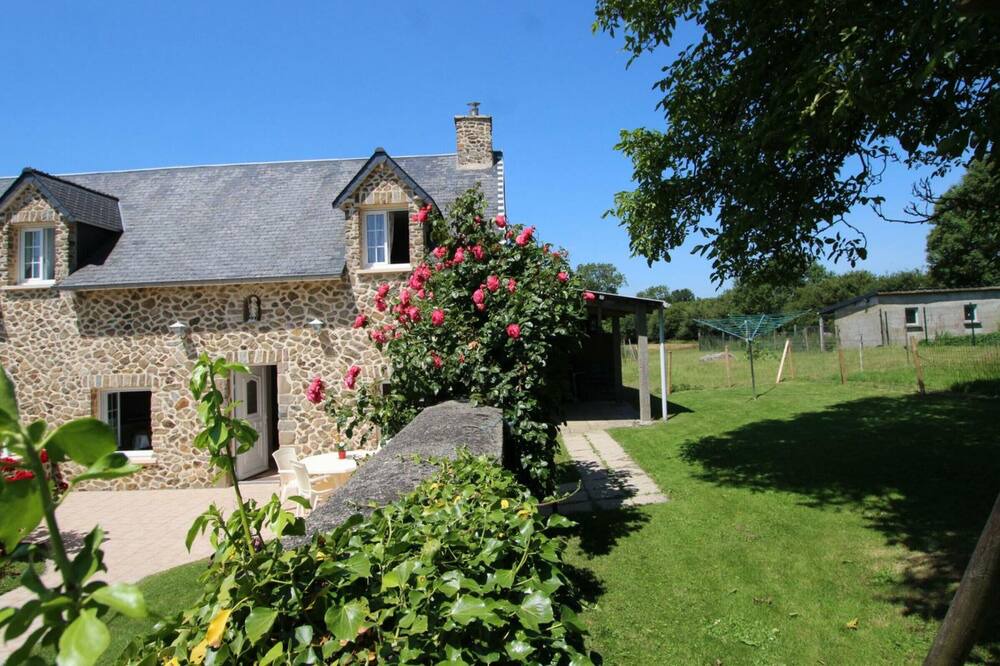 Photo of Outdoor in Montsurvent