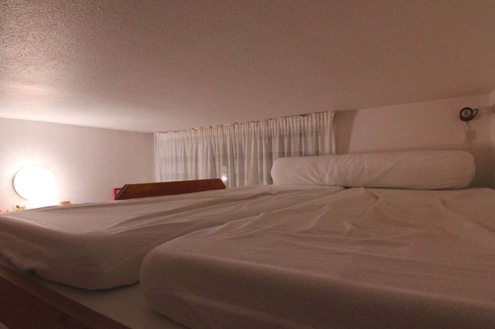 Photo of Bedroom in Cognet