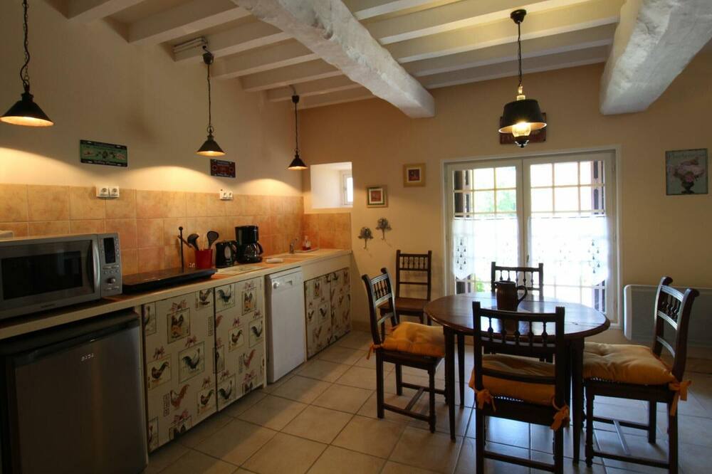 Photo of Kitchen in Montjoie-Saint-Martin