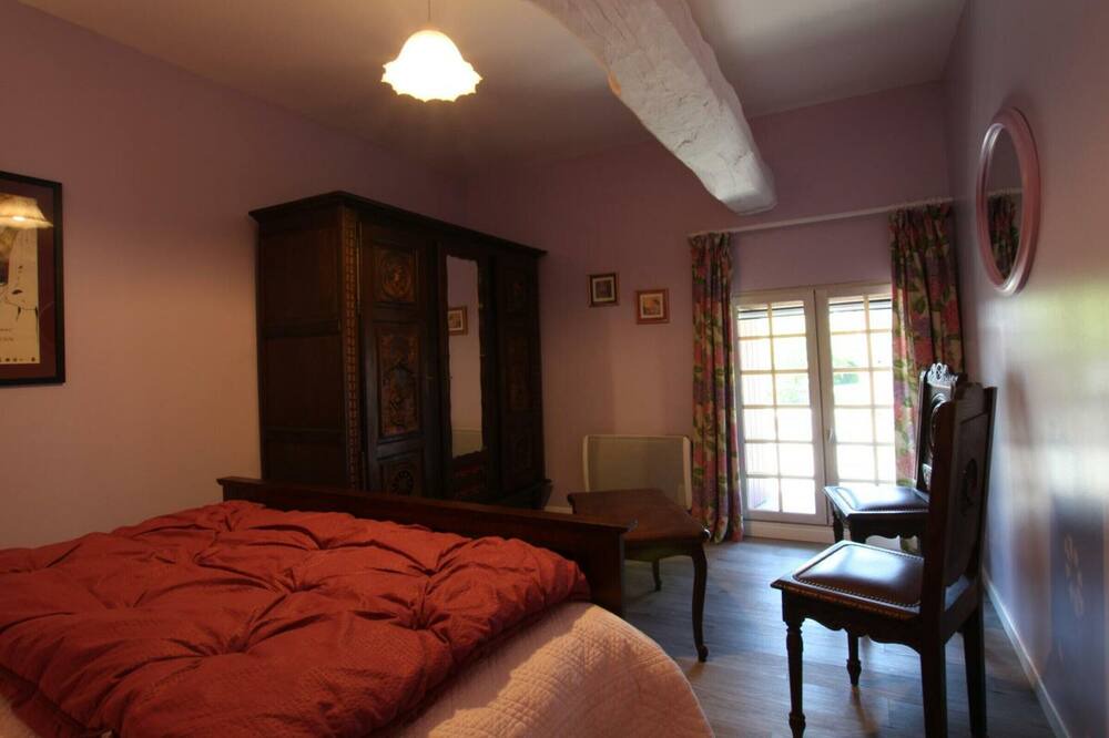 Photo of Bedroom in Montjoie-Saint-Martin