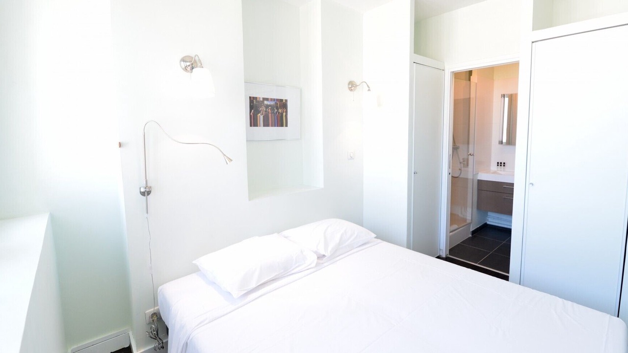 Photo of Bedroom in Boucle - Gros Caillou