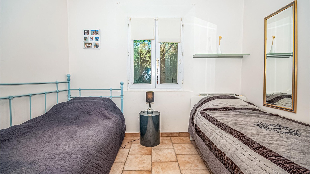 Photo of Bedroom in Saint-Jacques