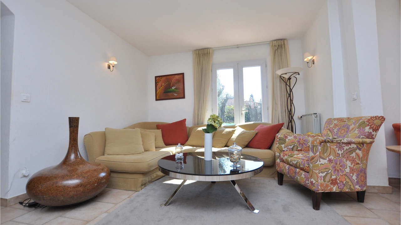 Photo of Livingroom in Saint-Jacques