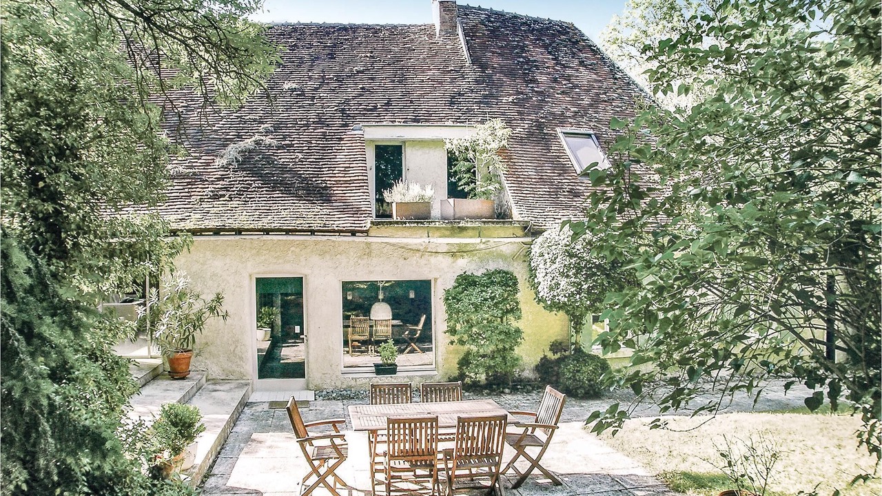 Photo of Outdoor in Saint-Georges-sur-Baulche