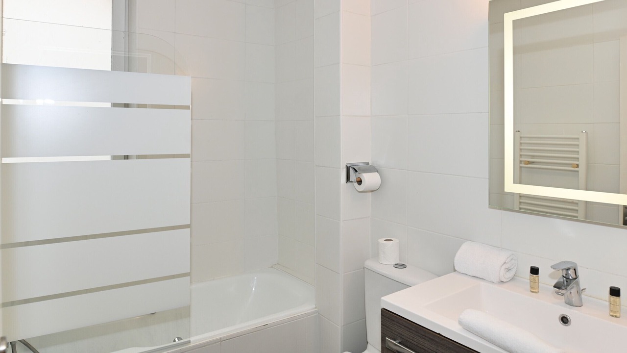 Photo of Bathroom in Les Cordeliers