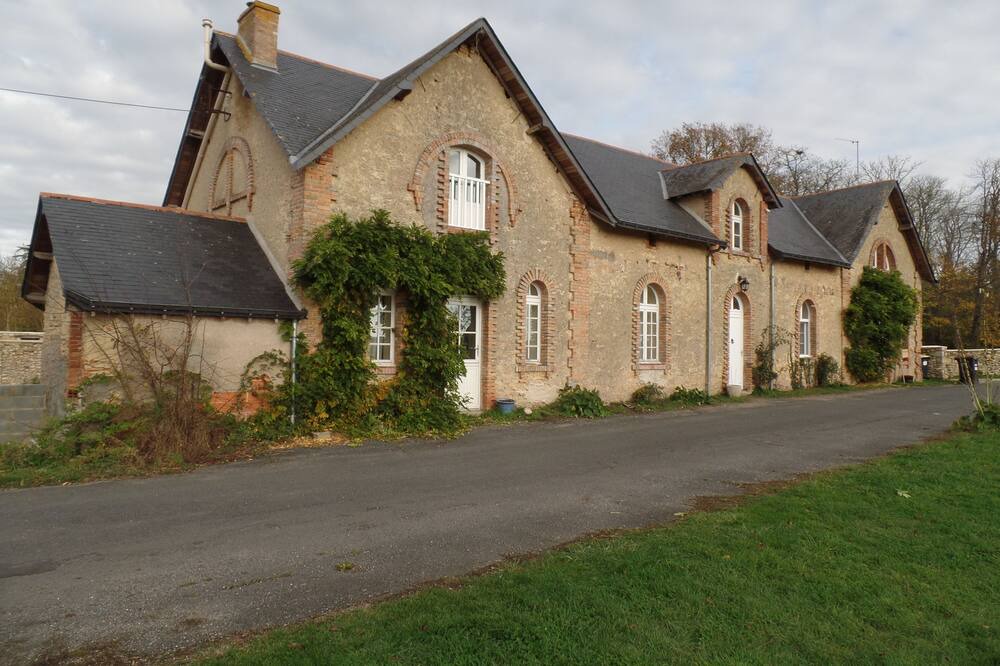 Photo of Outdoor in Faveraye-Machelles