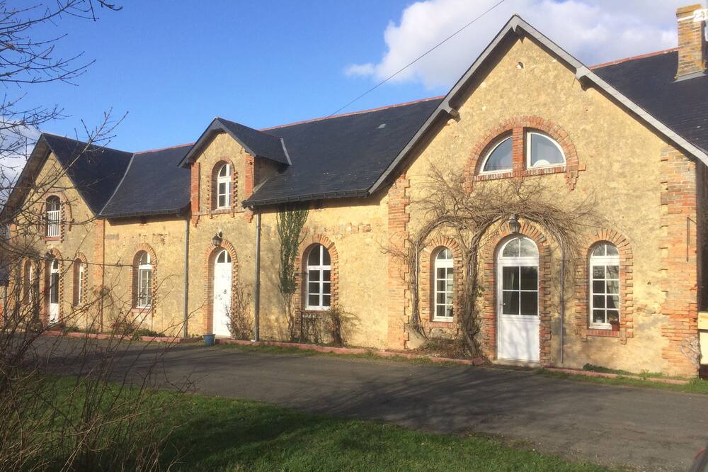 Photo of Outdoor in Faveraye-Machelles