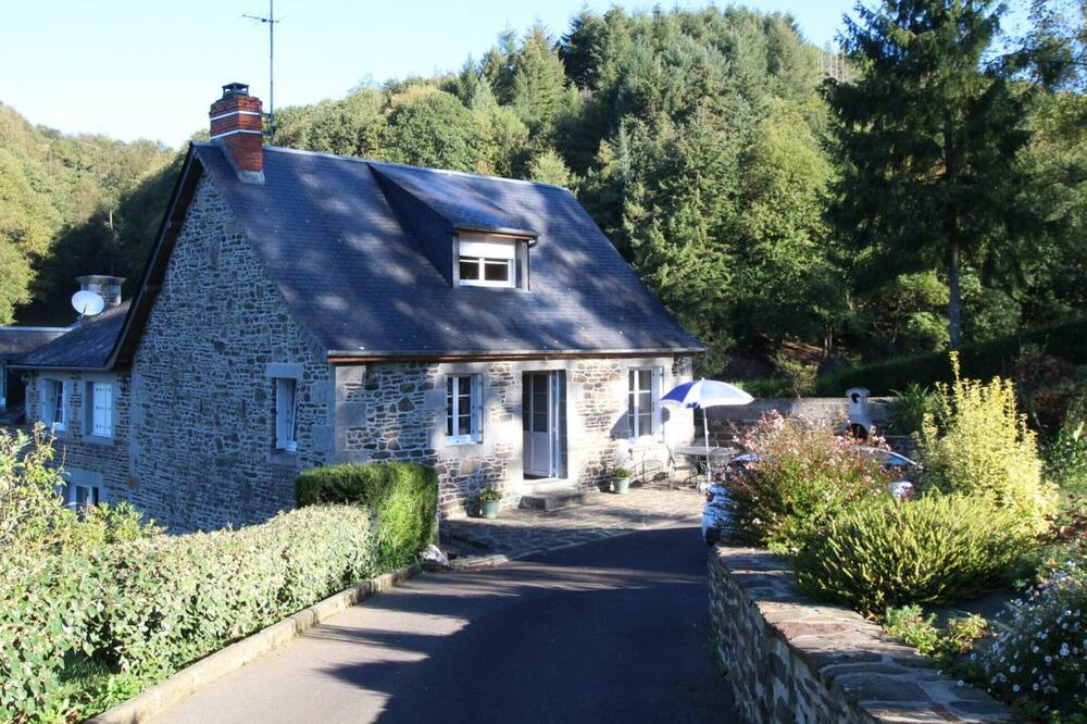Photo of Outdoor in Isigny-le-Buat