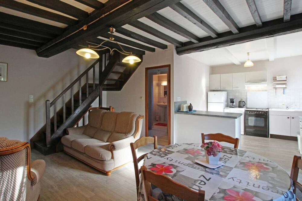 Photo of Livingroom in Isigny-le-Buat