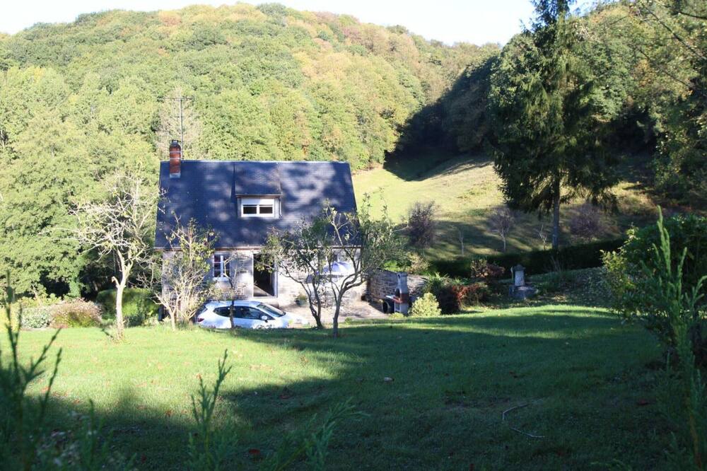 Photo of Outdoor in Isigny-le-Buat