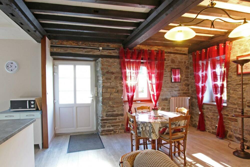 Photo of Livingroom in Isigny-le-Buat
