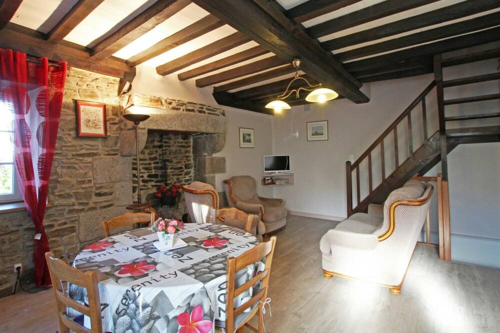 Photo of Livingroom in Isigny-le-Buat
