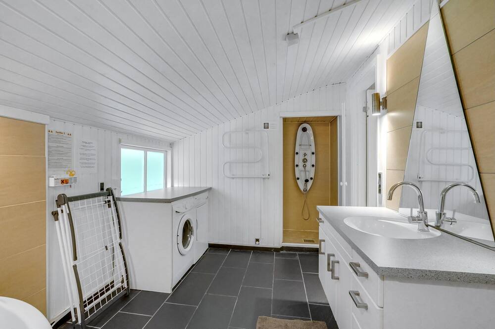 Photo of Bathroom in Nøreng