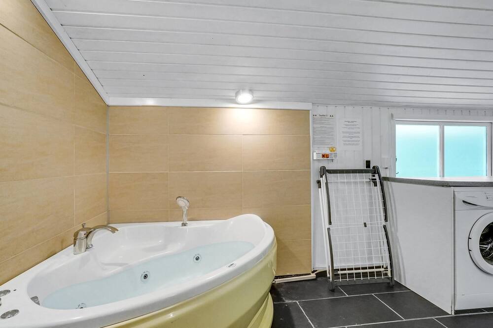 Photo of Bathroom in Nøreng