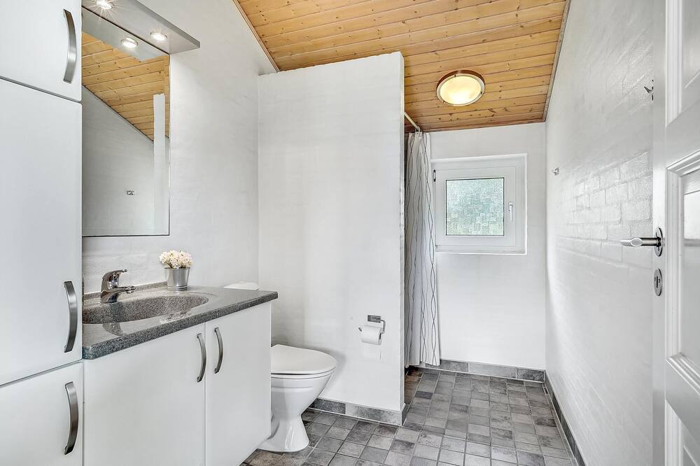 Photo of Bathroom in Vejers Strand