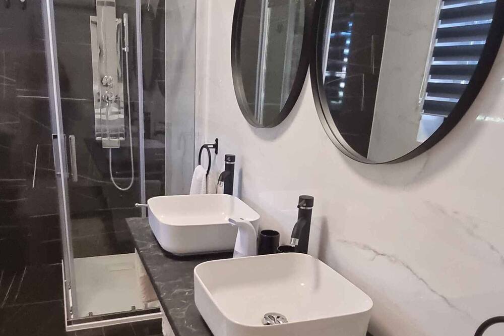 Photo of Bathroom in Seget